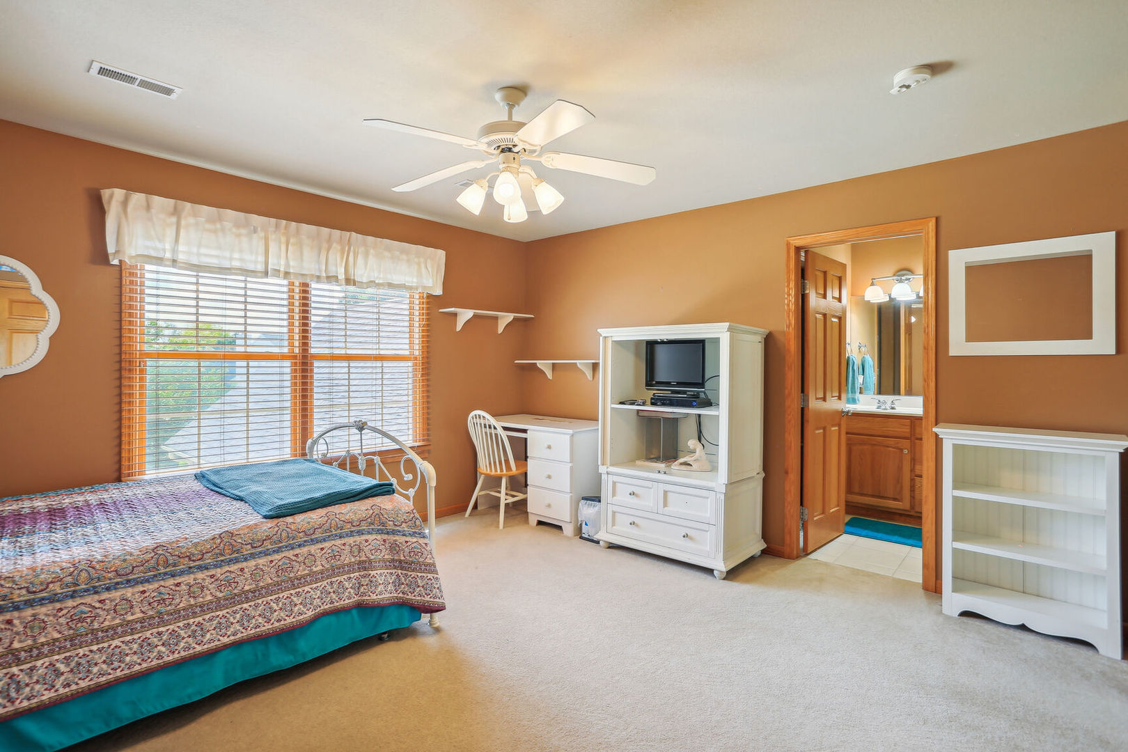 Property photo 38