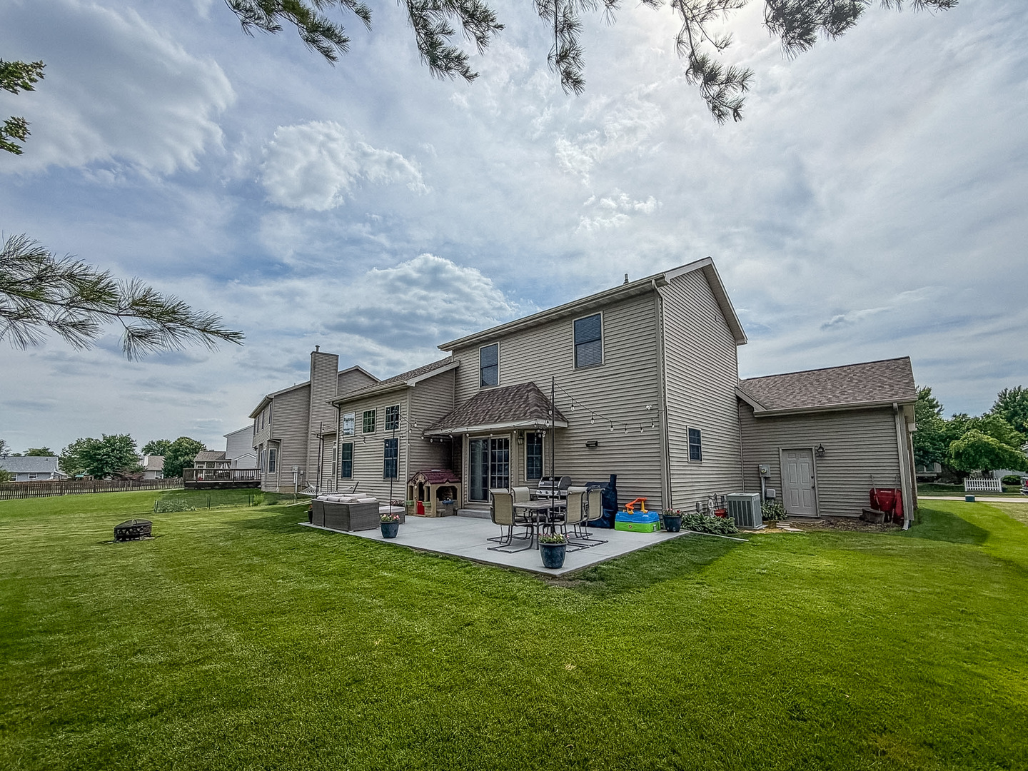 Property photo 44