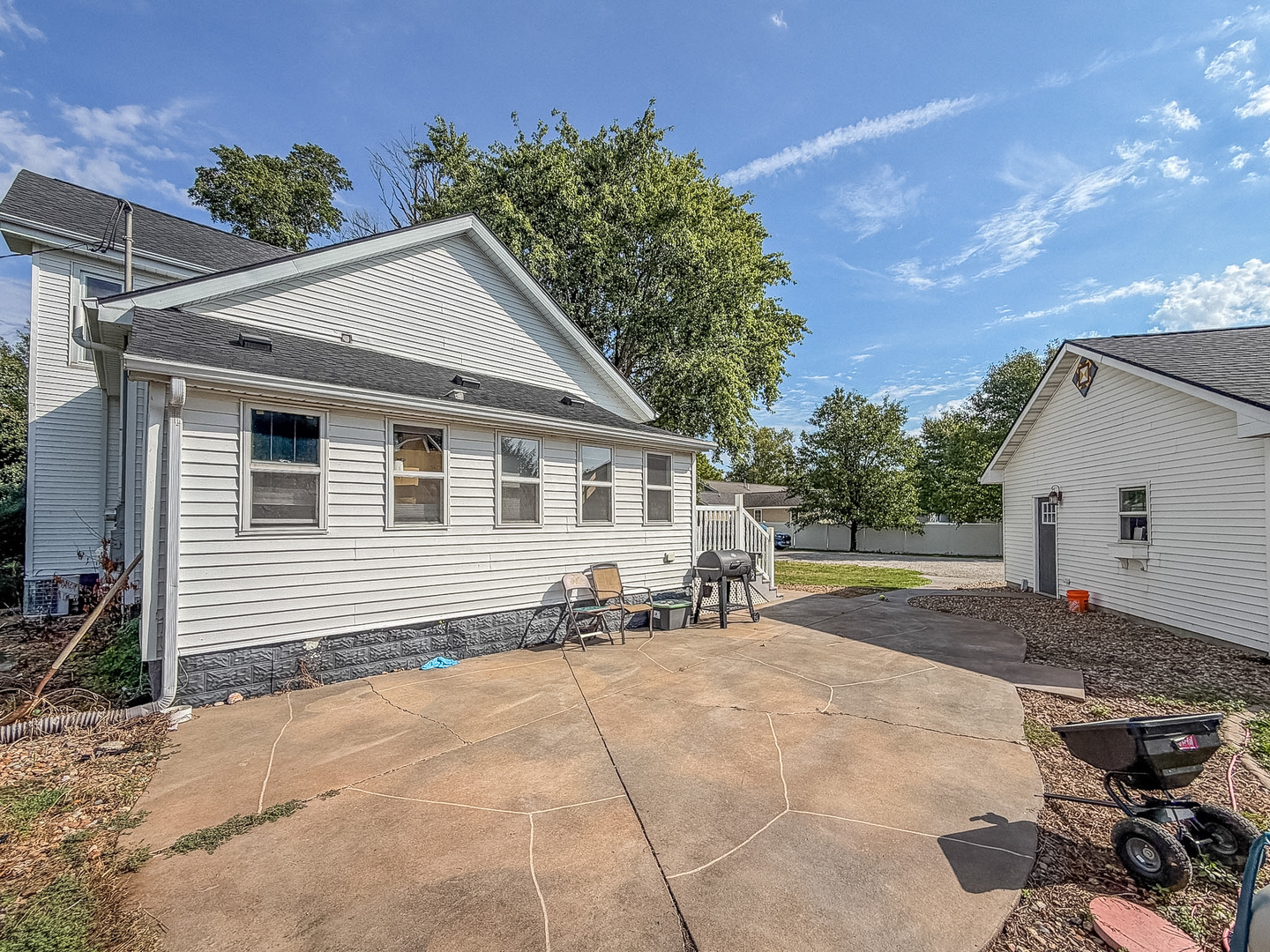 Property photo 38