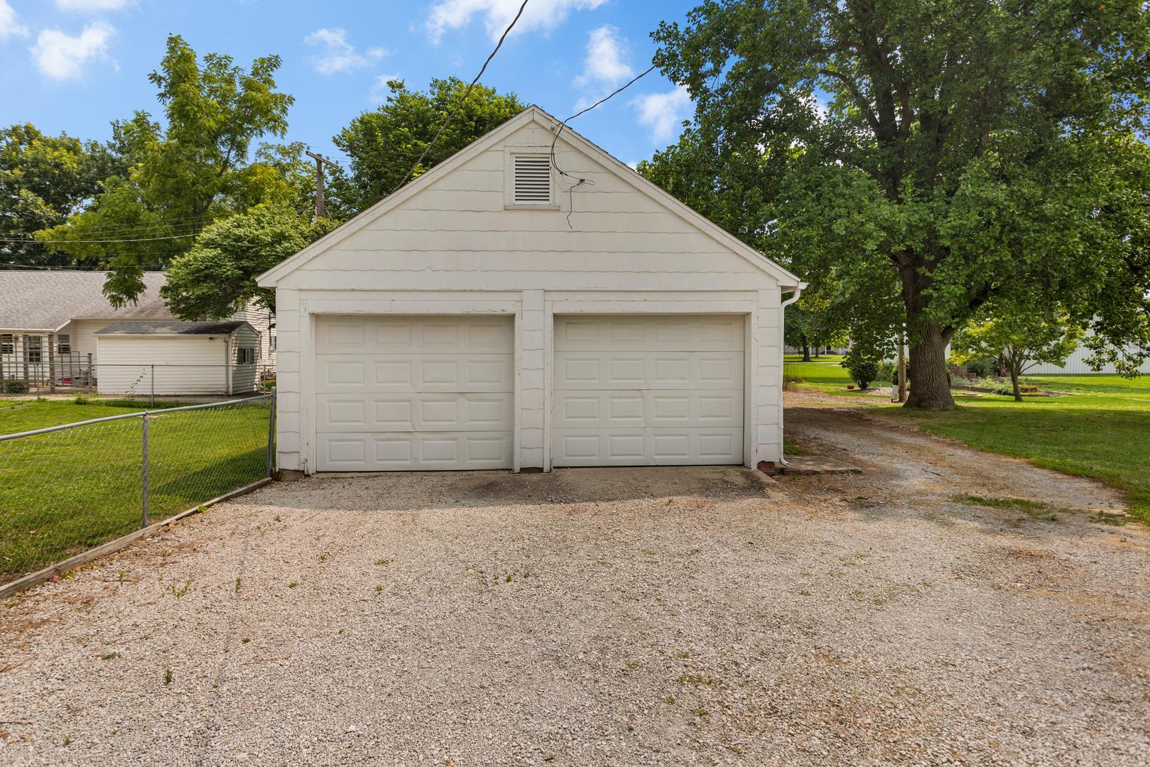 Property photo 34