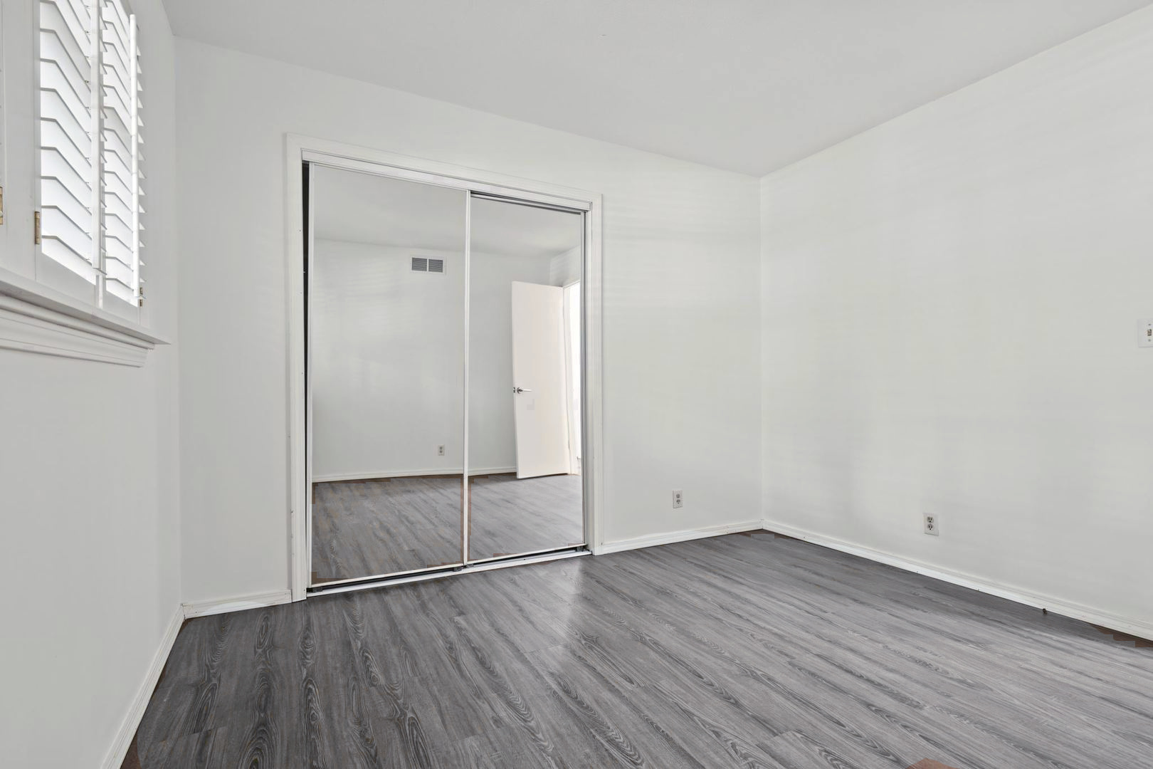 Property photo 147