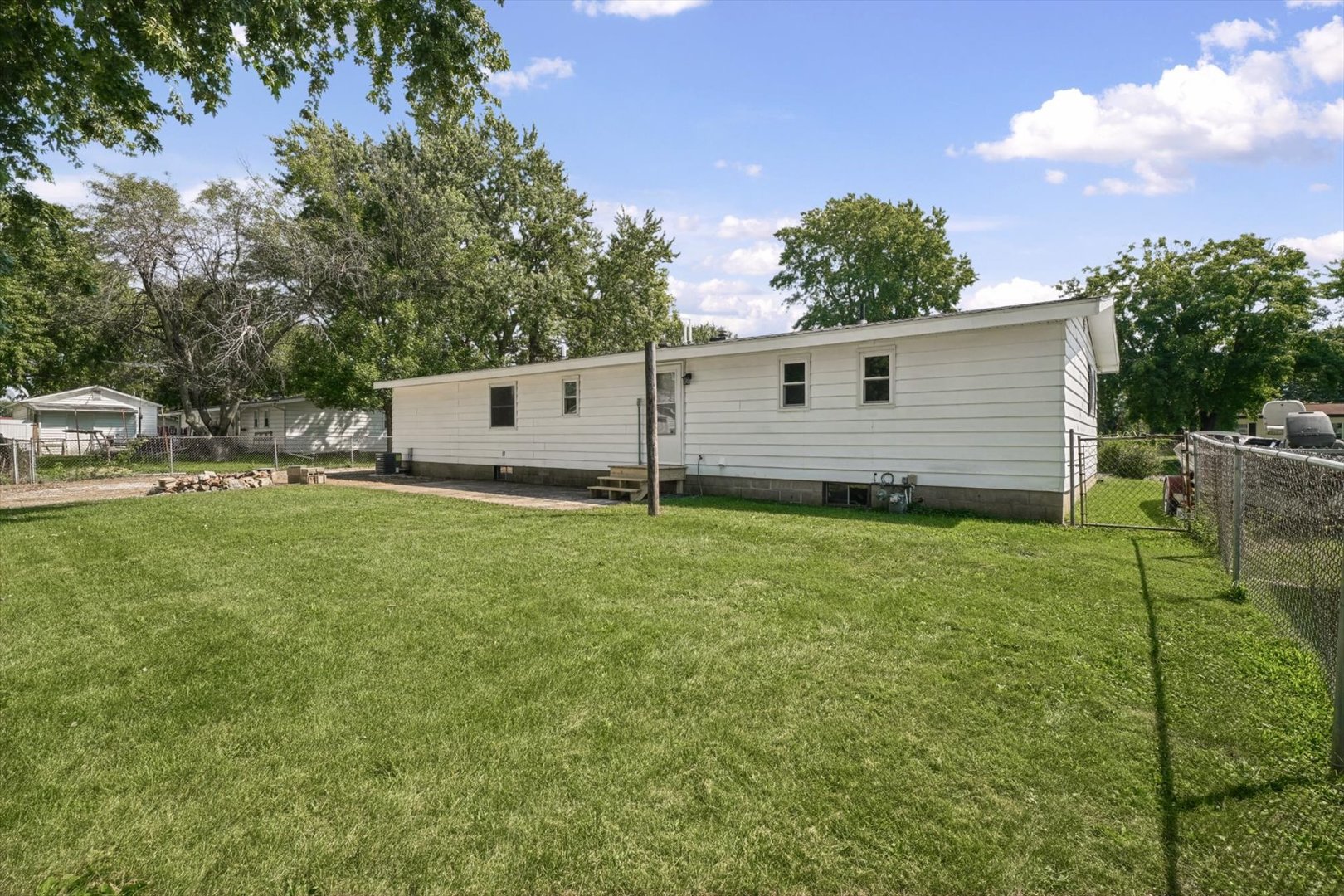 Property photo 31