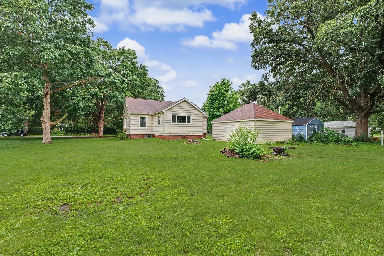 Property photo 28