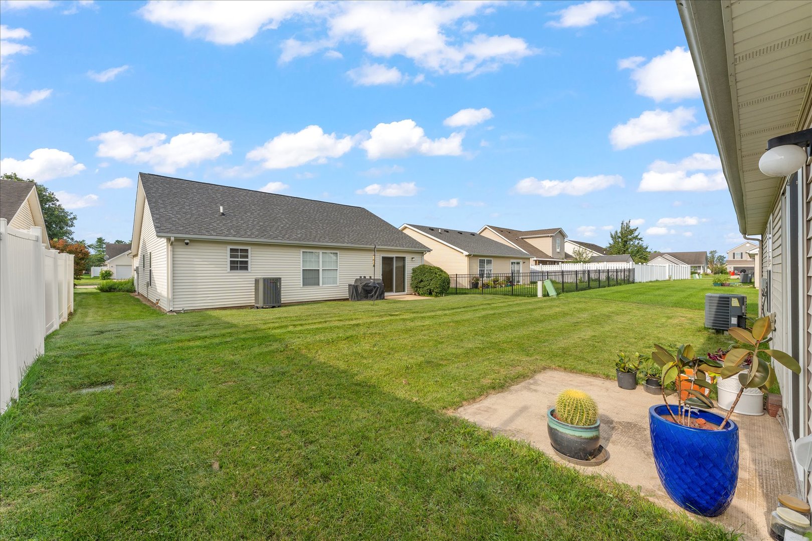 Property photo 23