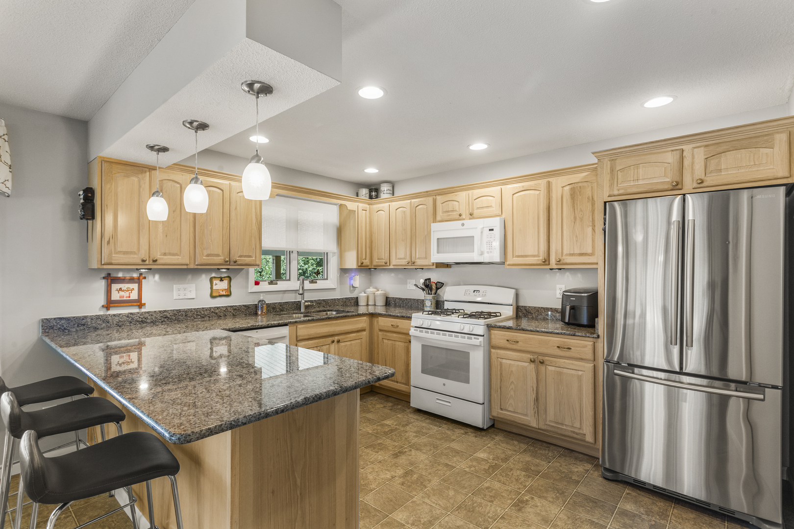 Property photo 28