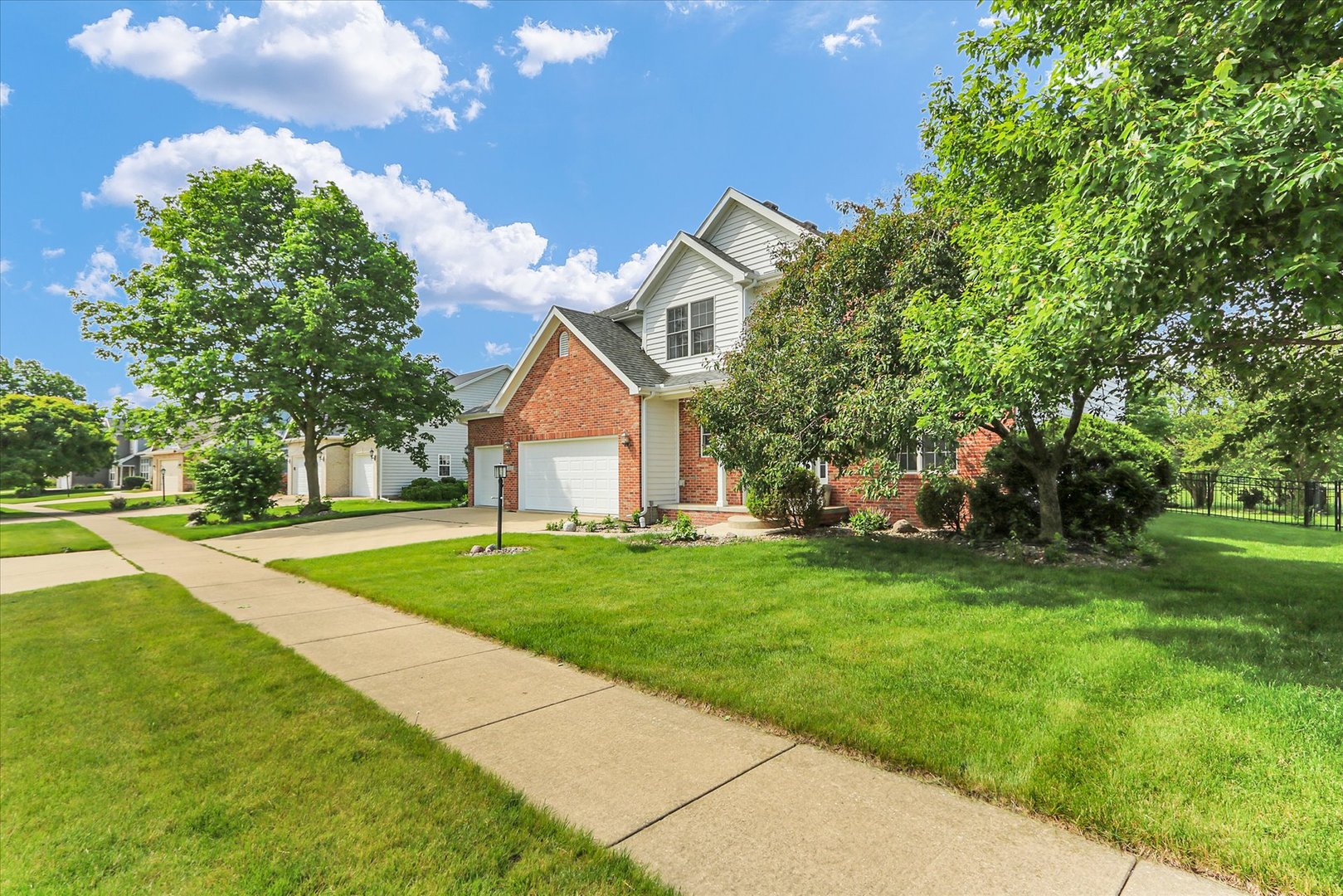 Photo 5 of 2413 Stricker Lane