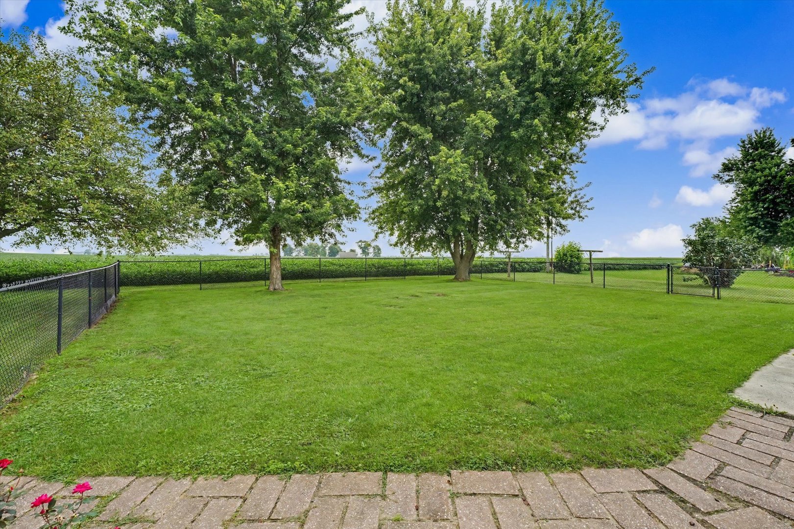 Property photo 37