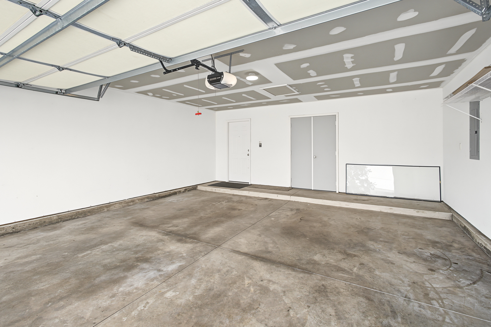 Property photo 35
