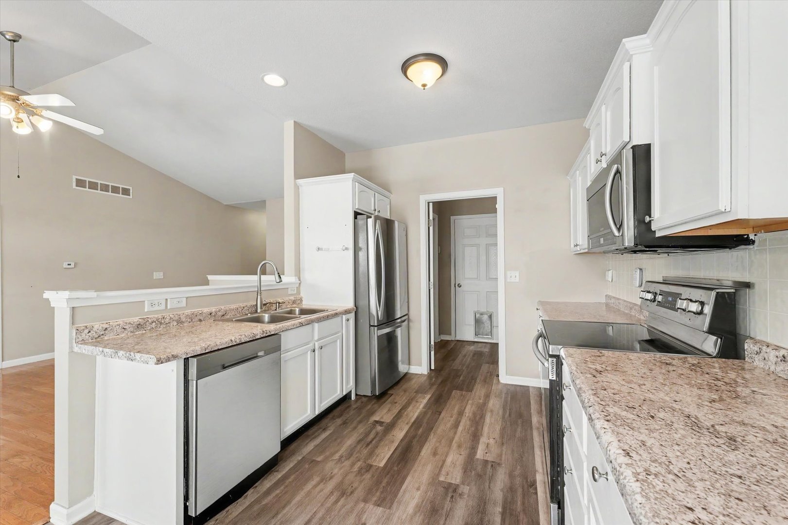 Property photo 12