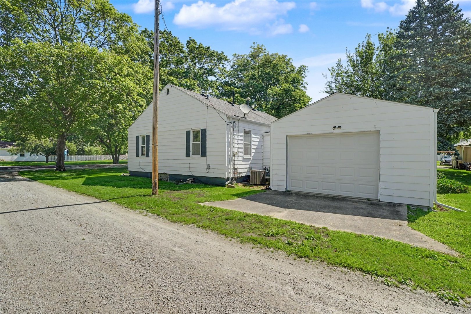 Property photo 24