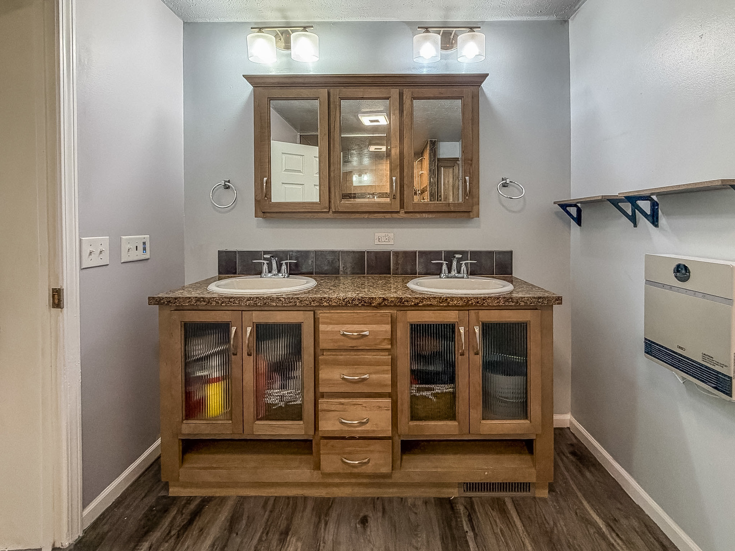 Property photo 38