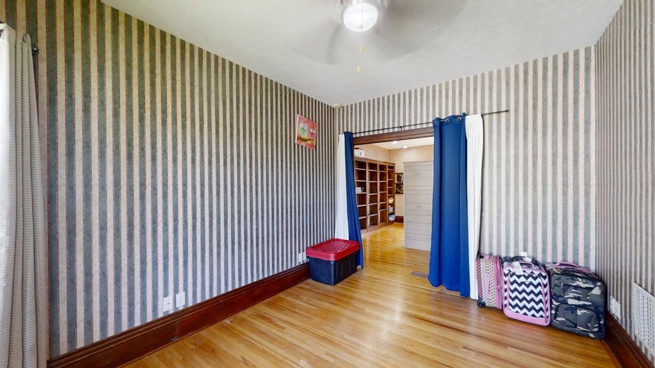 Property photo 37