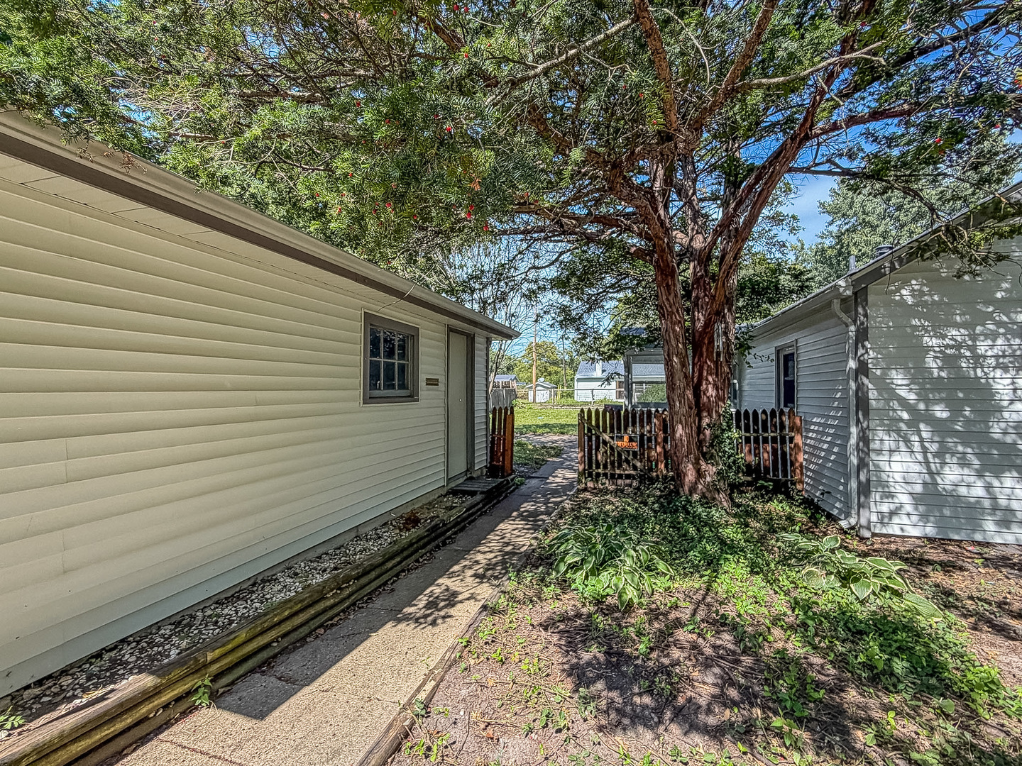Property photo 35