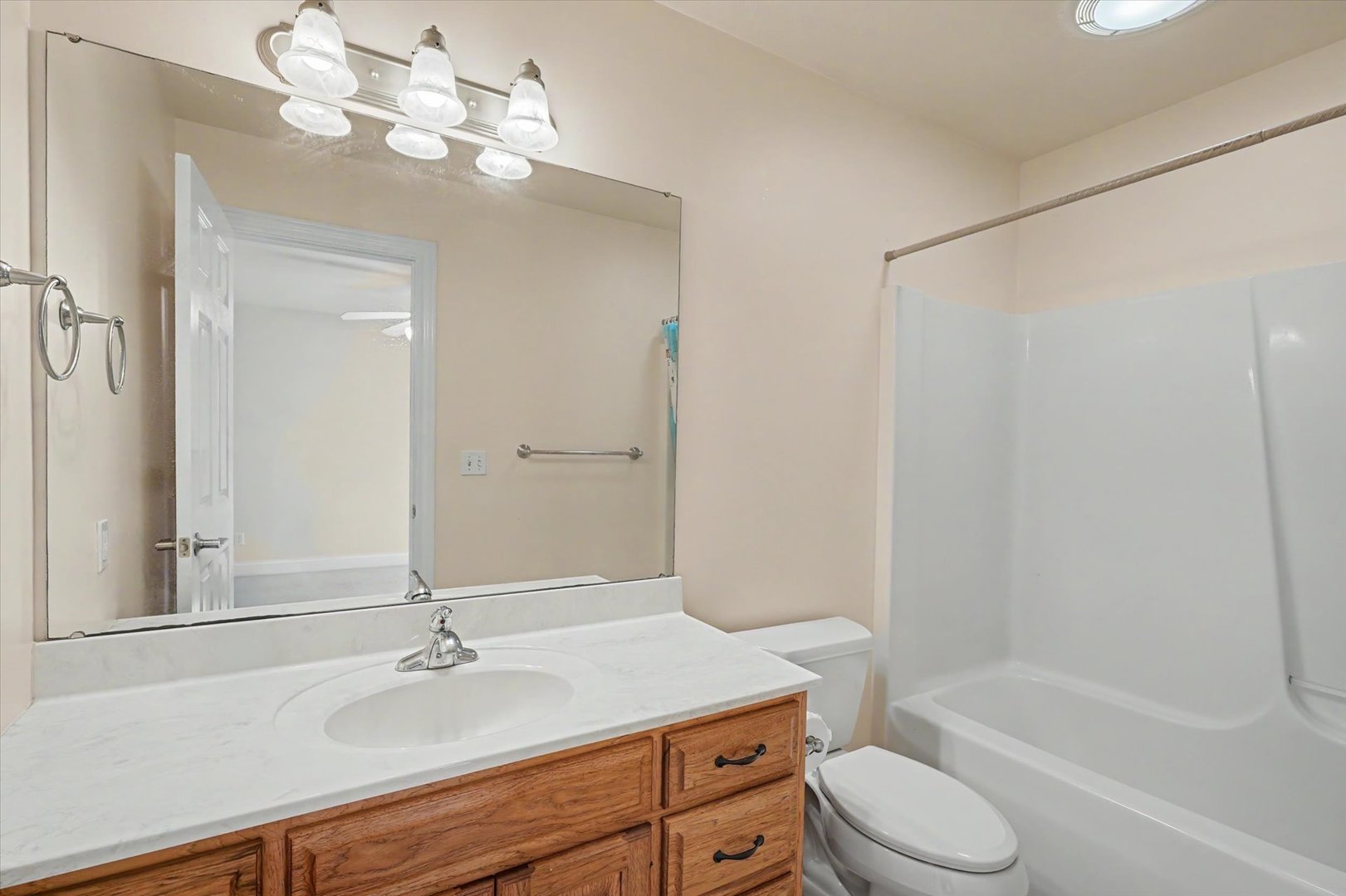 Property photo 37