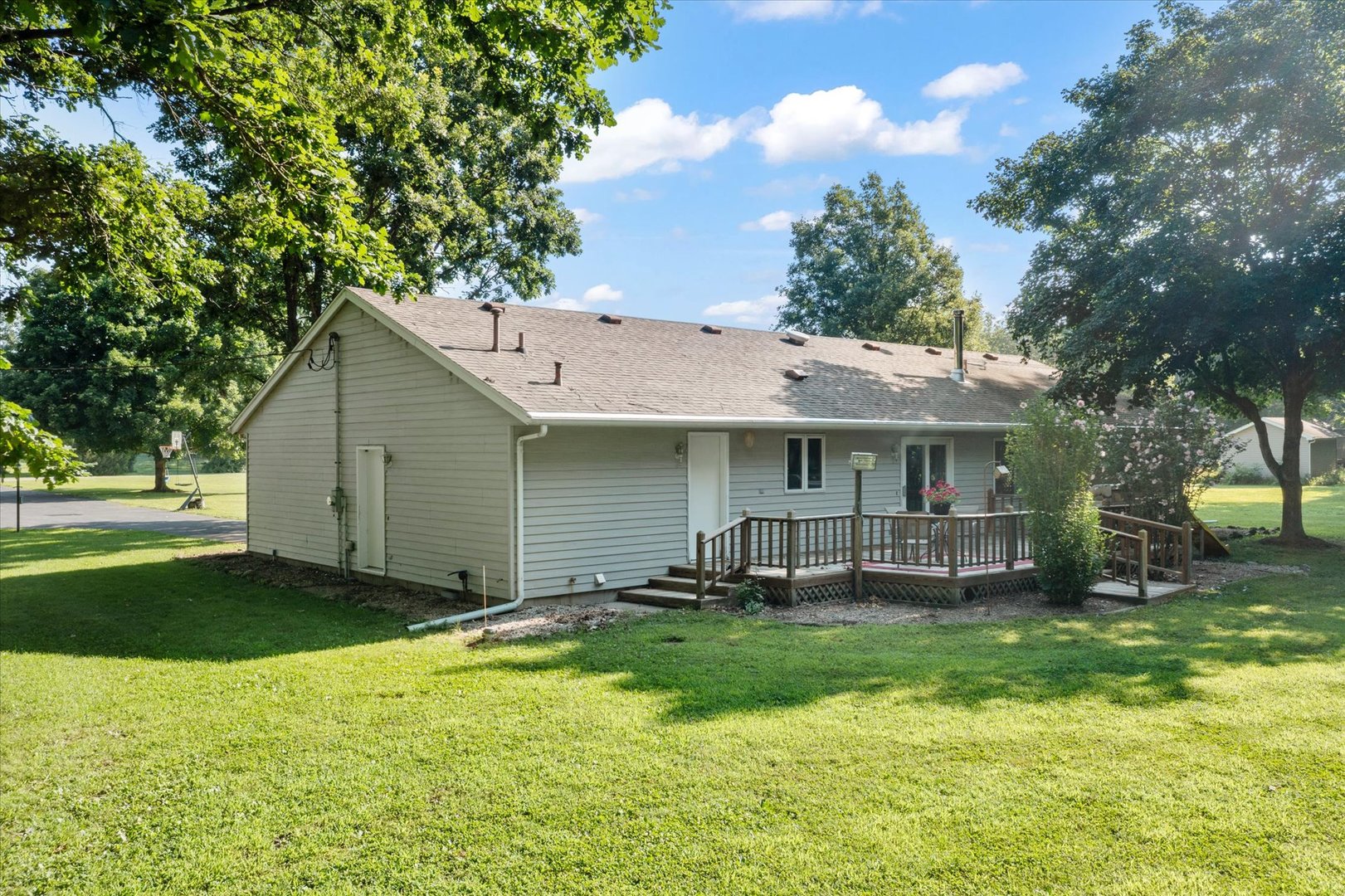 Property photo 40