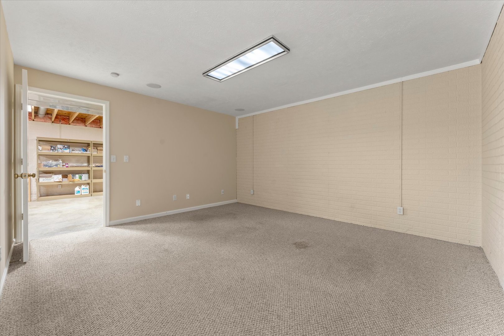 Property photo 37