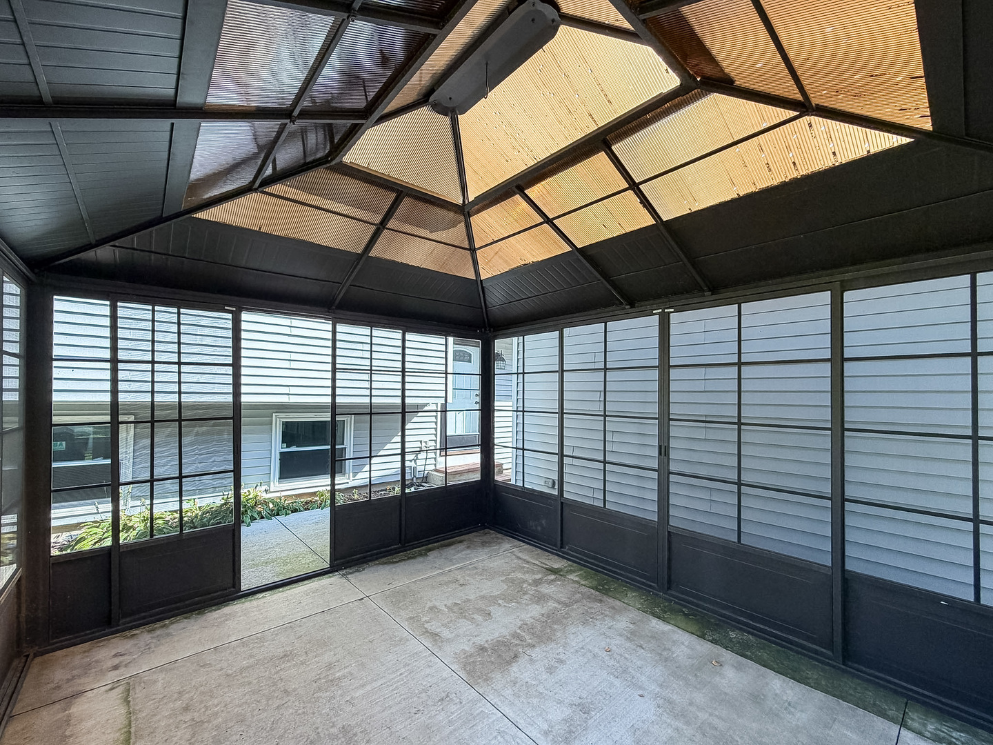 Property photo 36