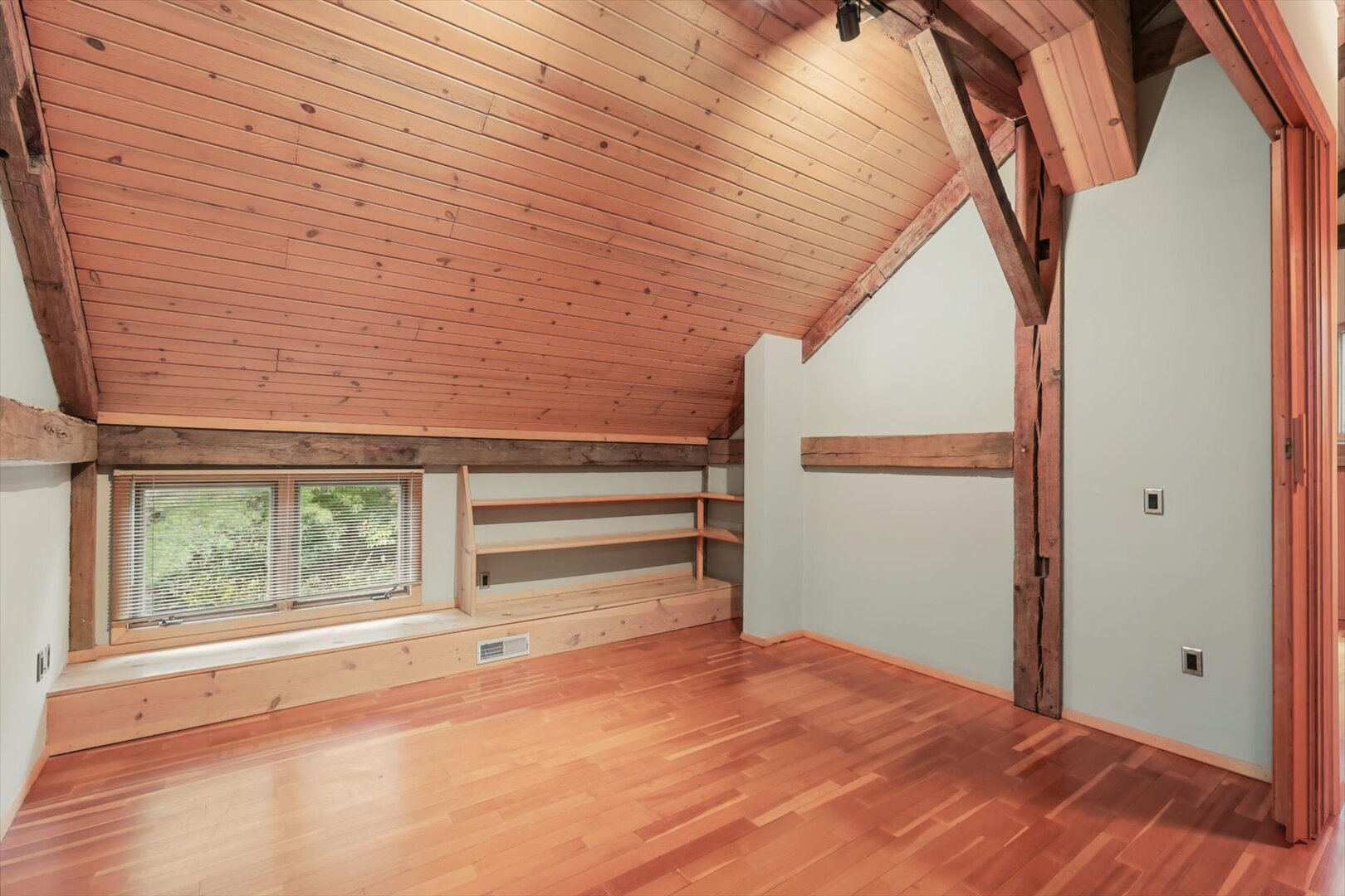 Property photo 48