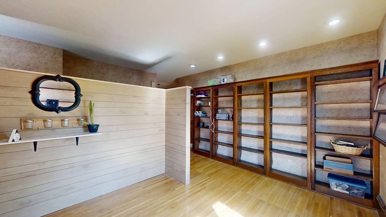 Property photo 28