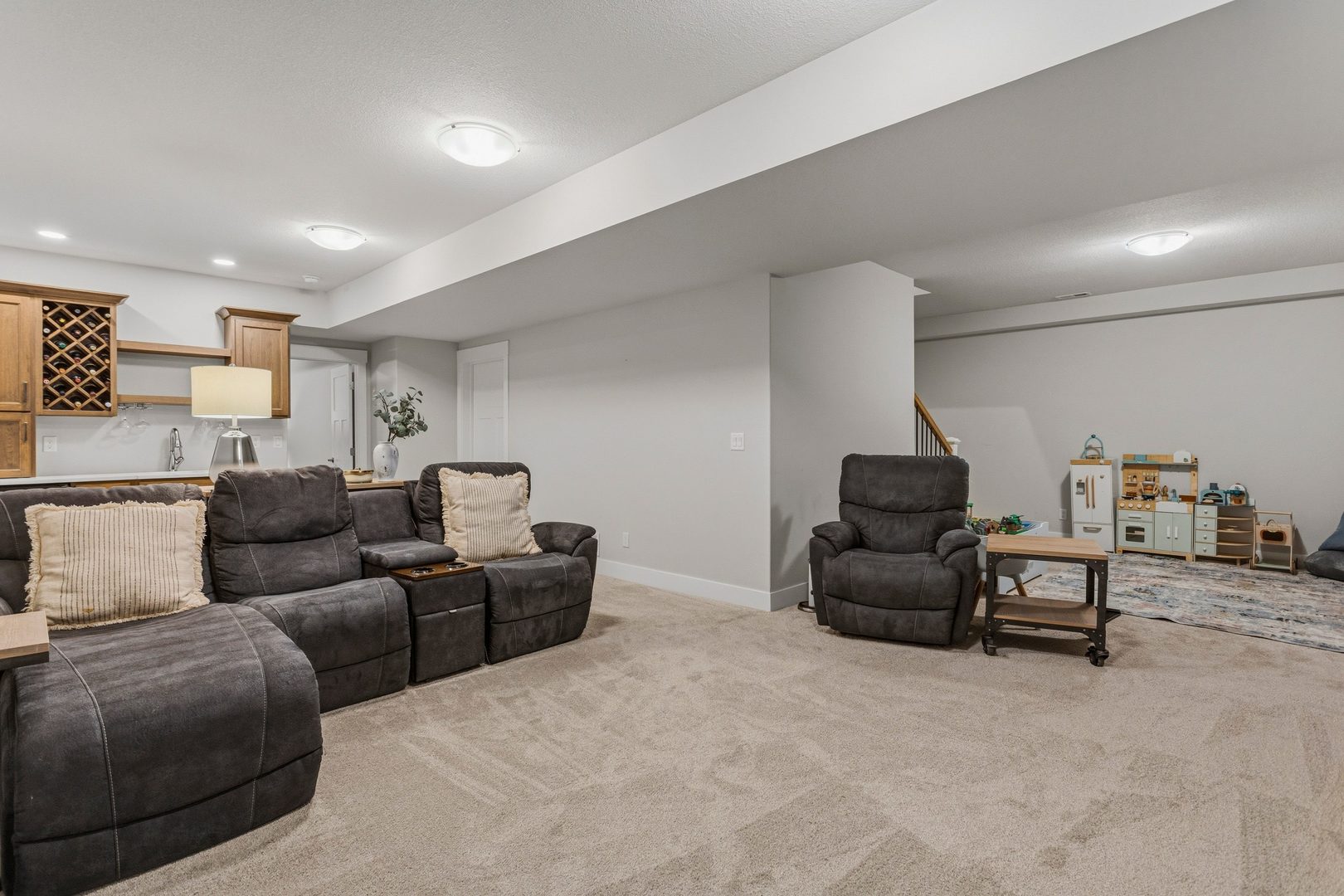 Photo 42 of 4804 Oakdale Drive