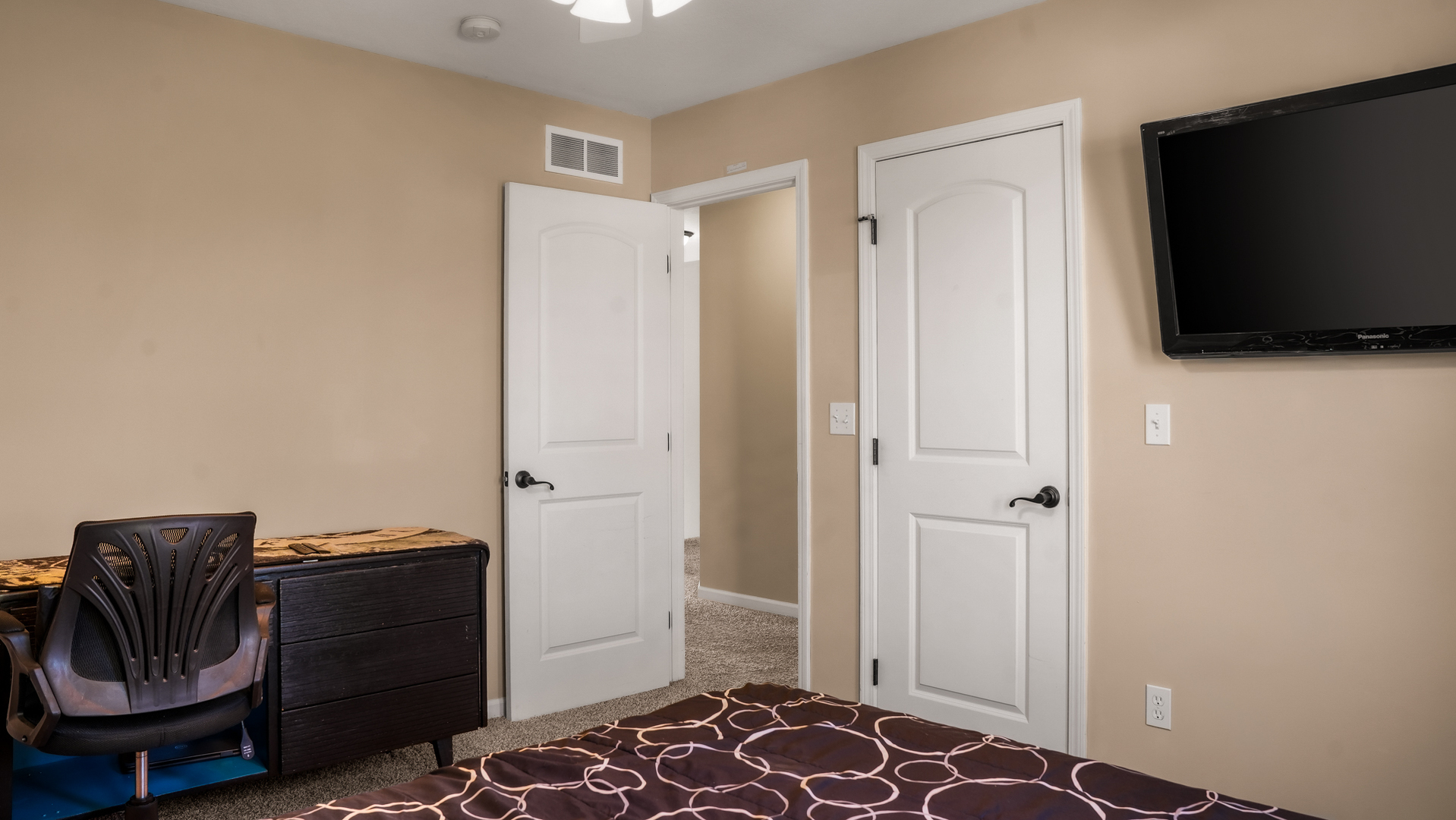 Property photo 37