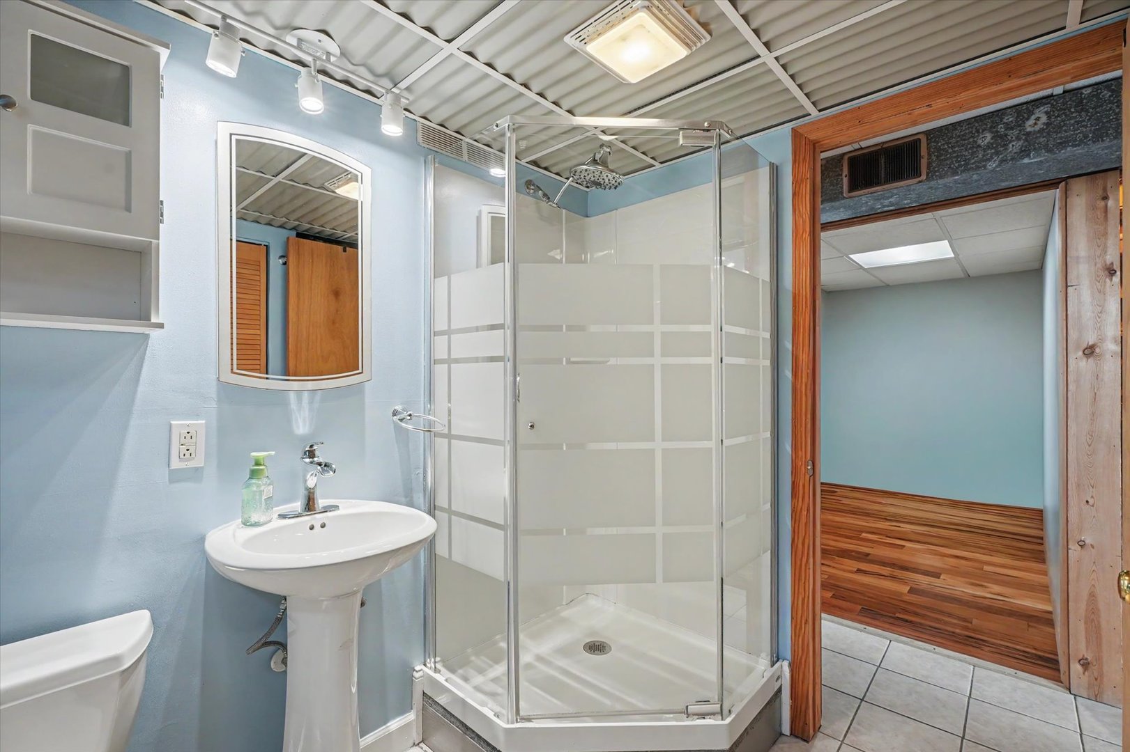 Property photo 32