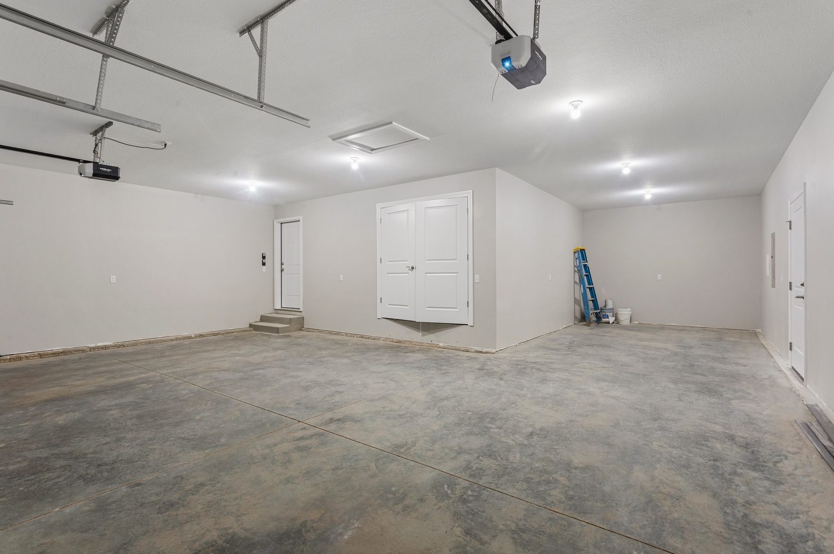 Property photo 37