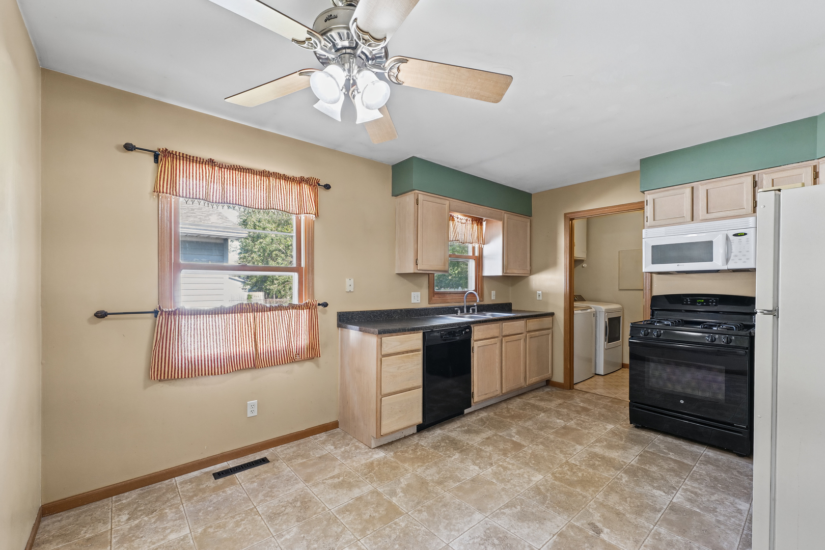 Property photo 9