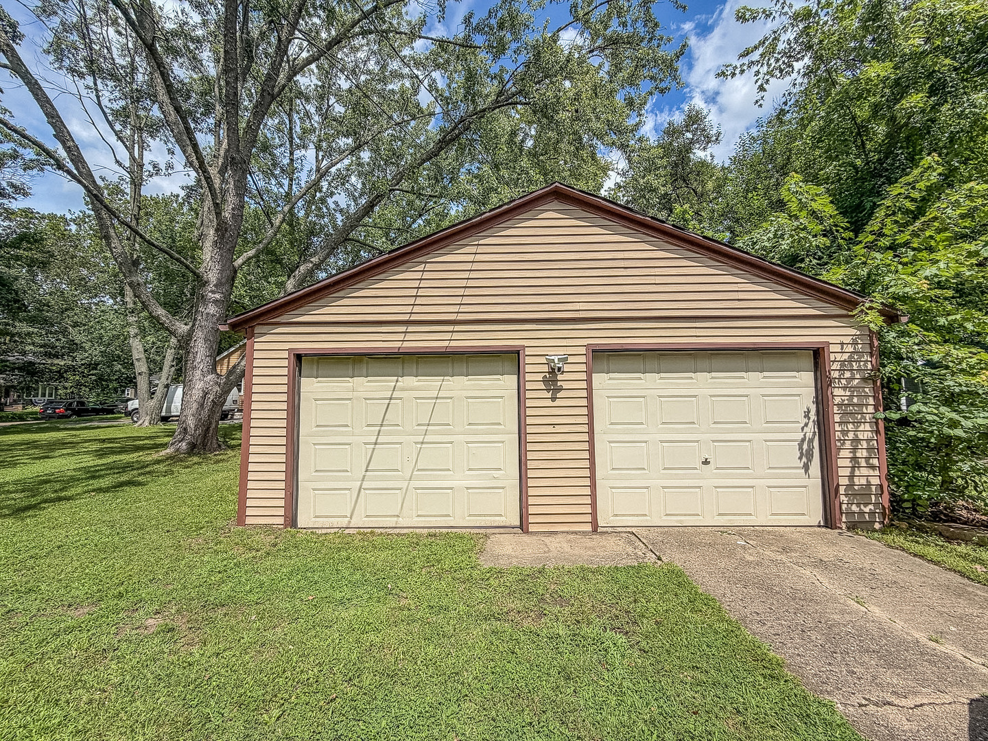 Property photo 38