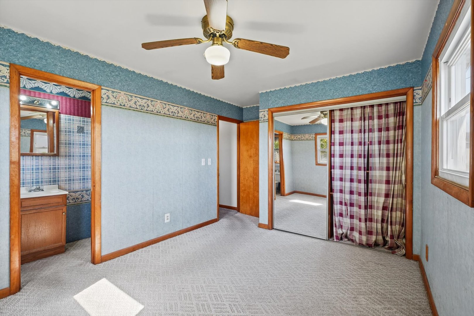 Property photo 31