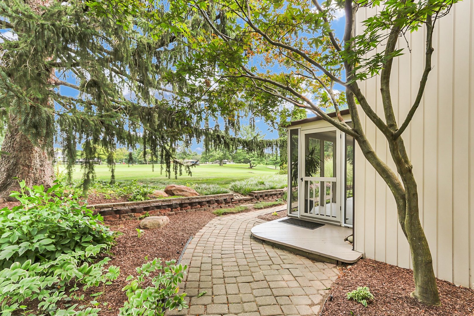 Property photo 38