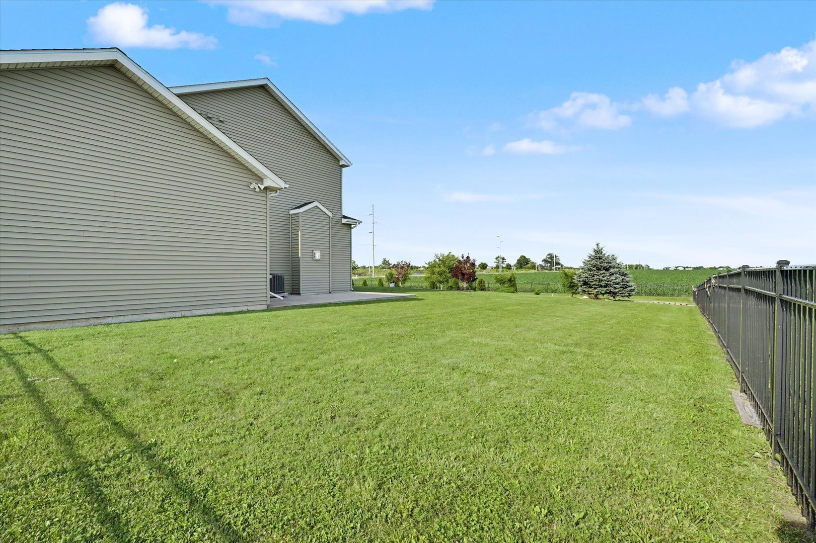 Property photo 43