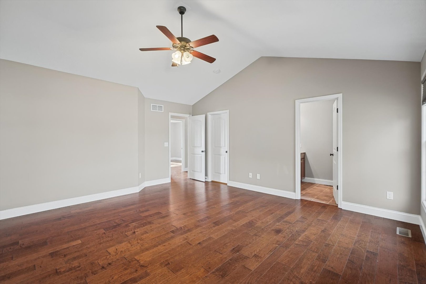 Property photo 44