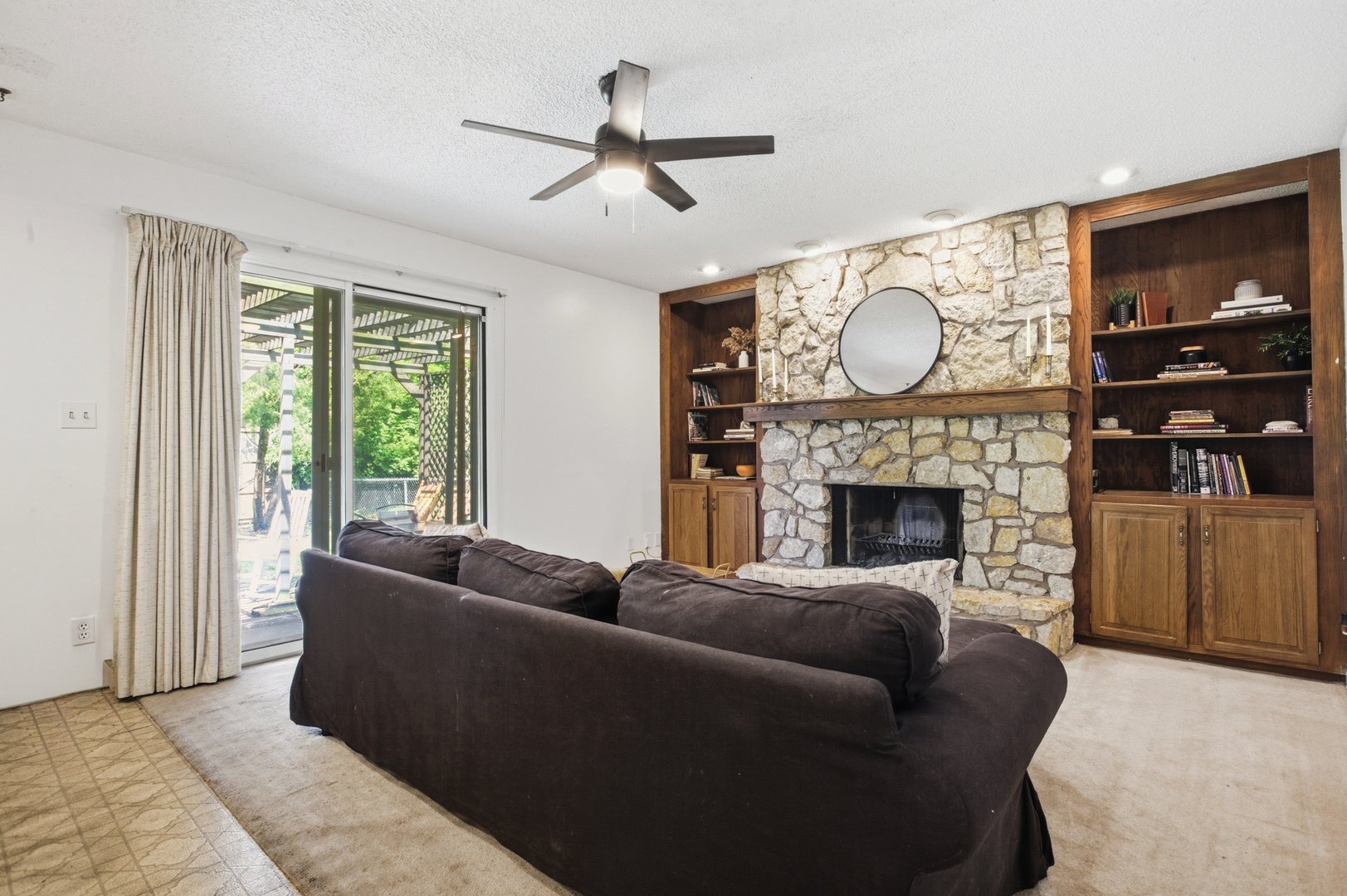 Photo 7 of 2307 Boudreau Drive