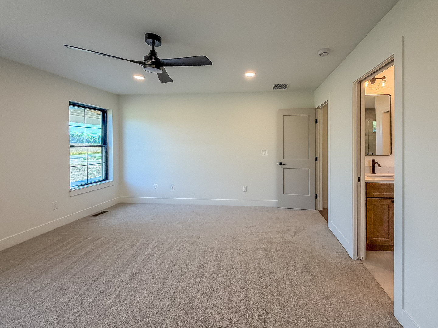 Property photo 50