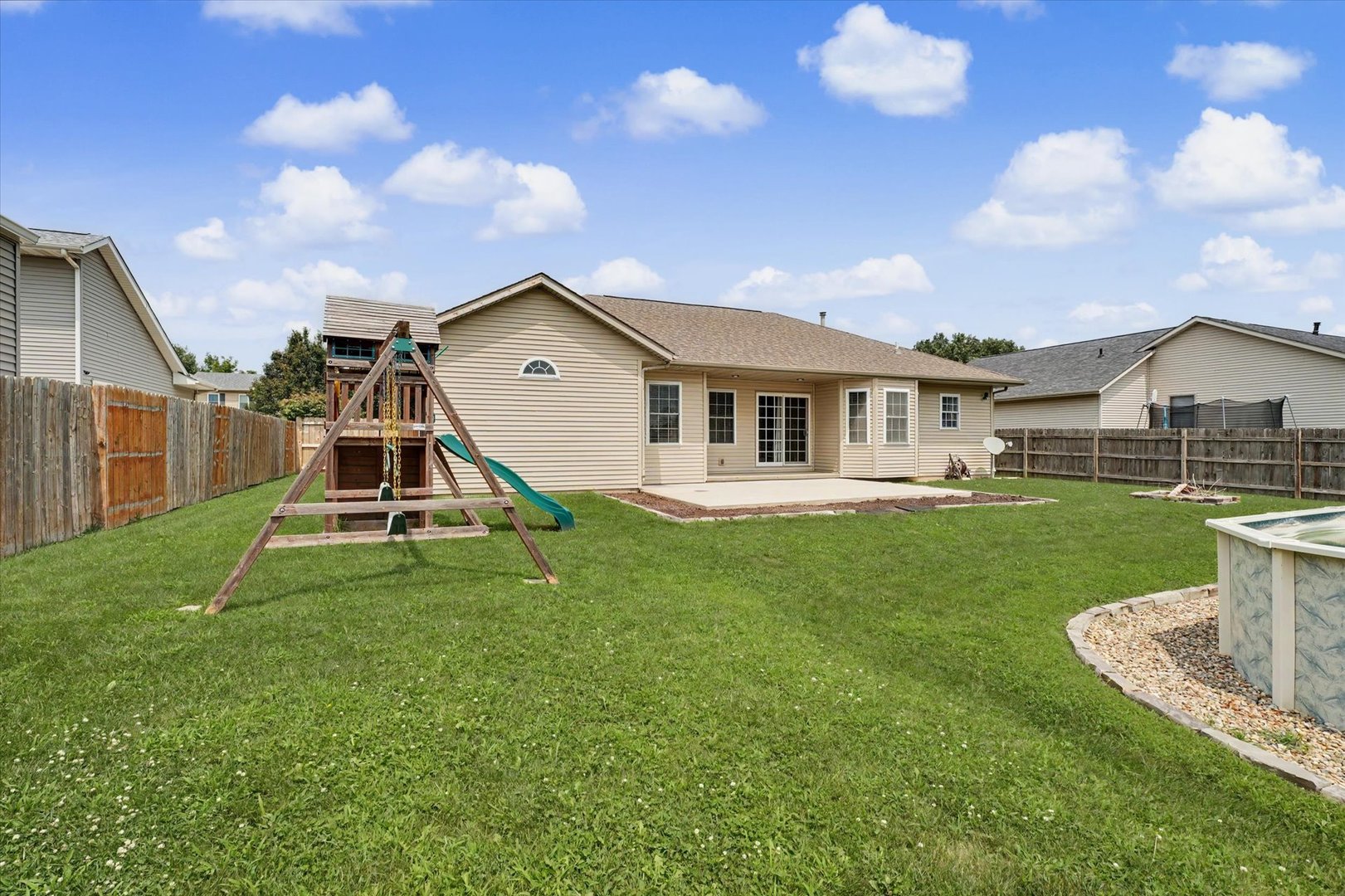 Property photo 32