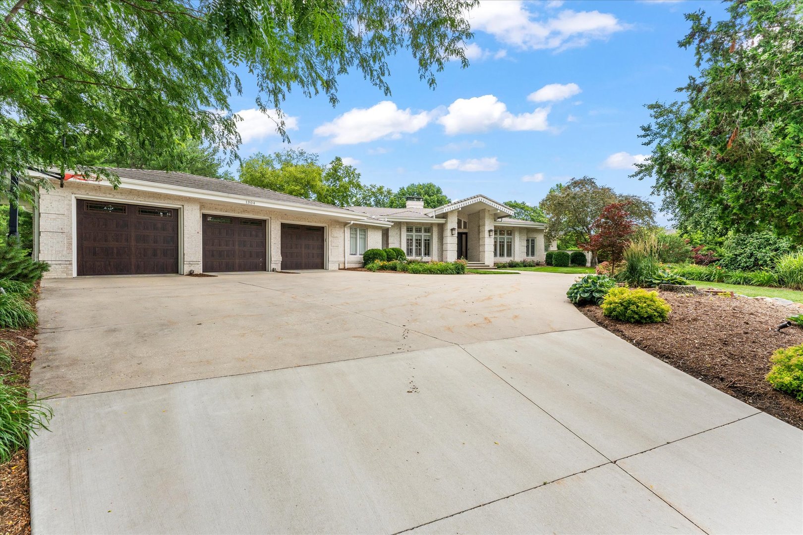 Property photo 92