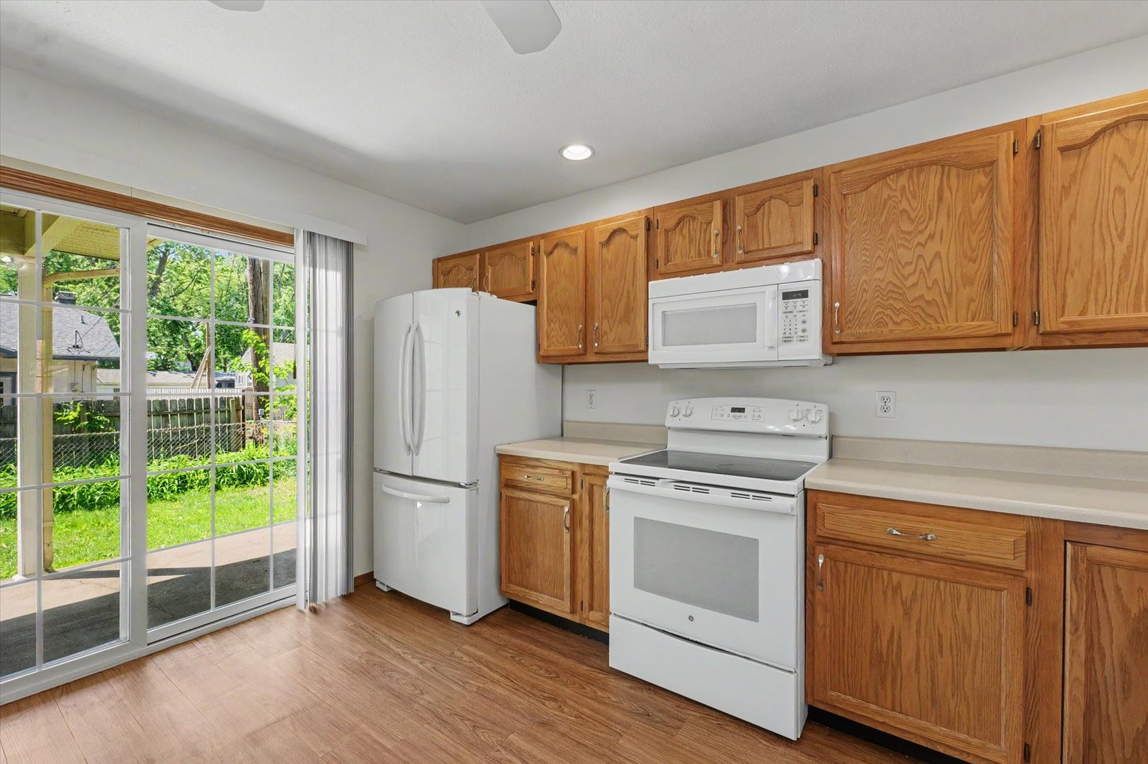 Photo 10 of 905 S Cottage Grove Avenue