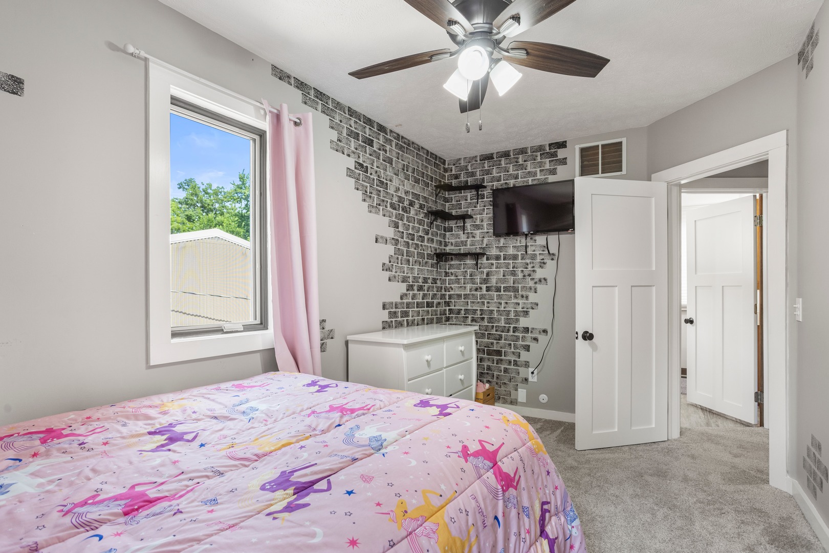 Property photo 42