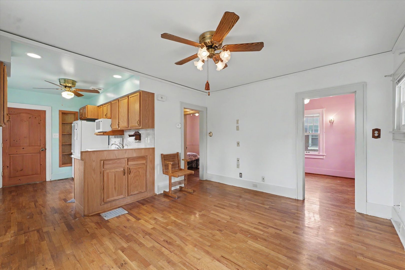 Photo 6 of 206 N Victor Street