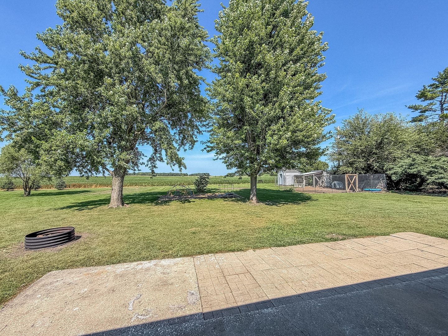 Property photo 33