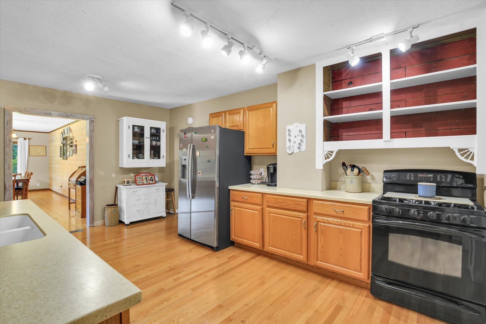 Property photo 28