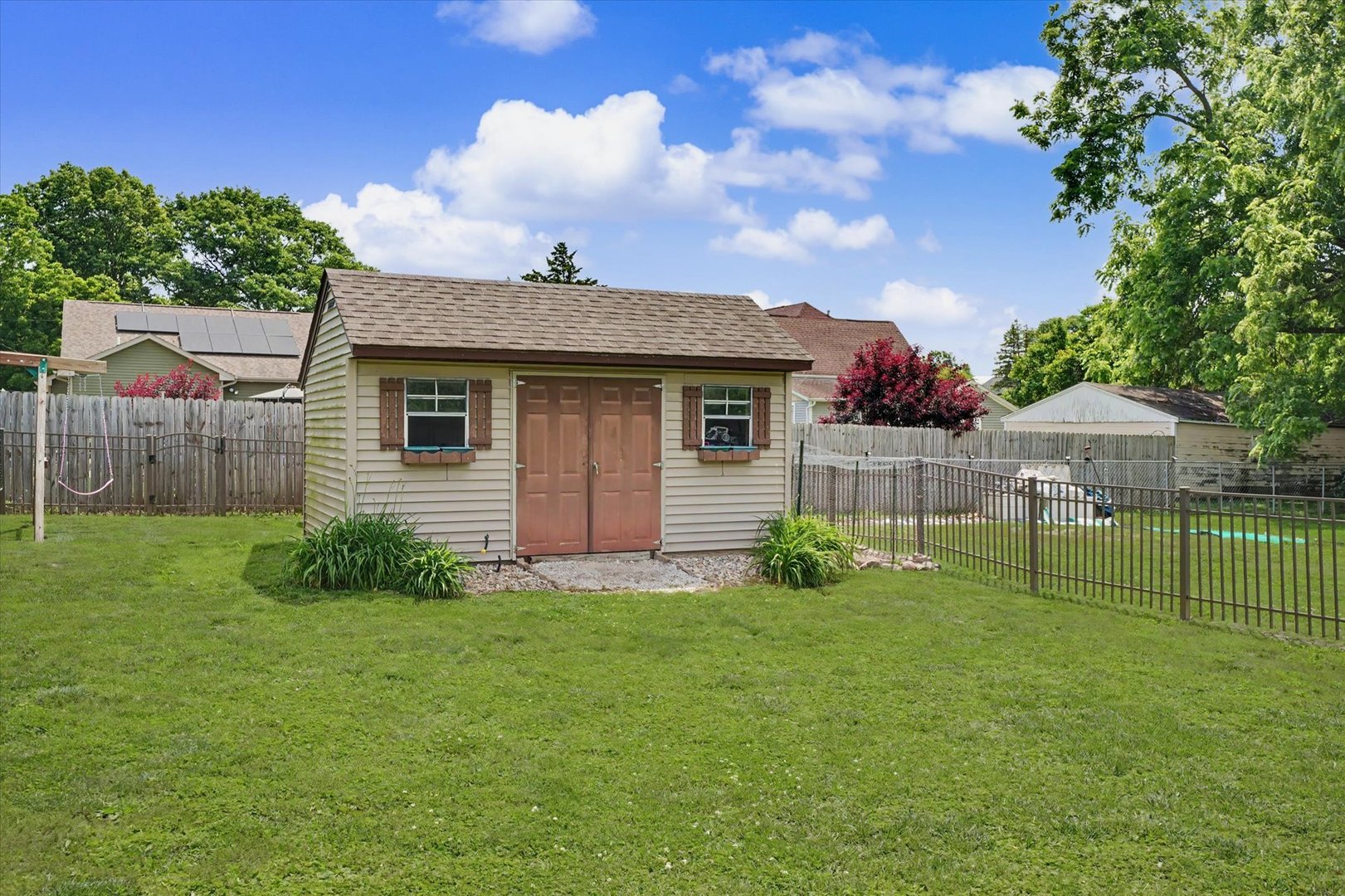 Property photo 33