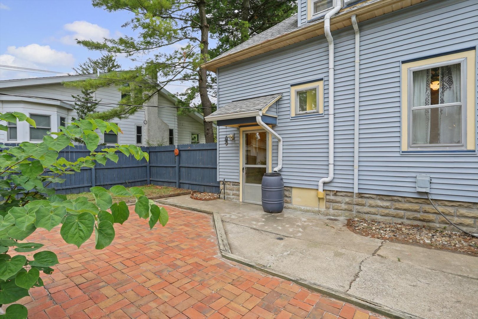 Property photo 33