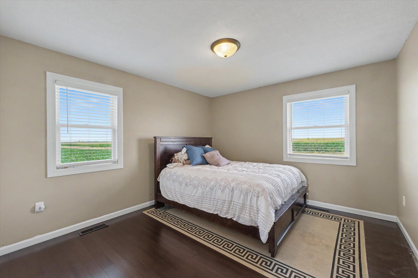 Property photo 28