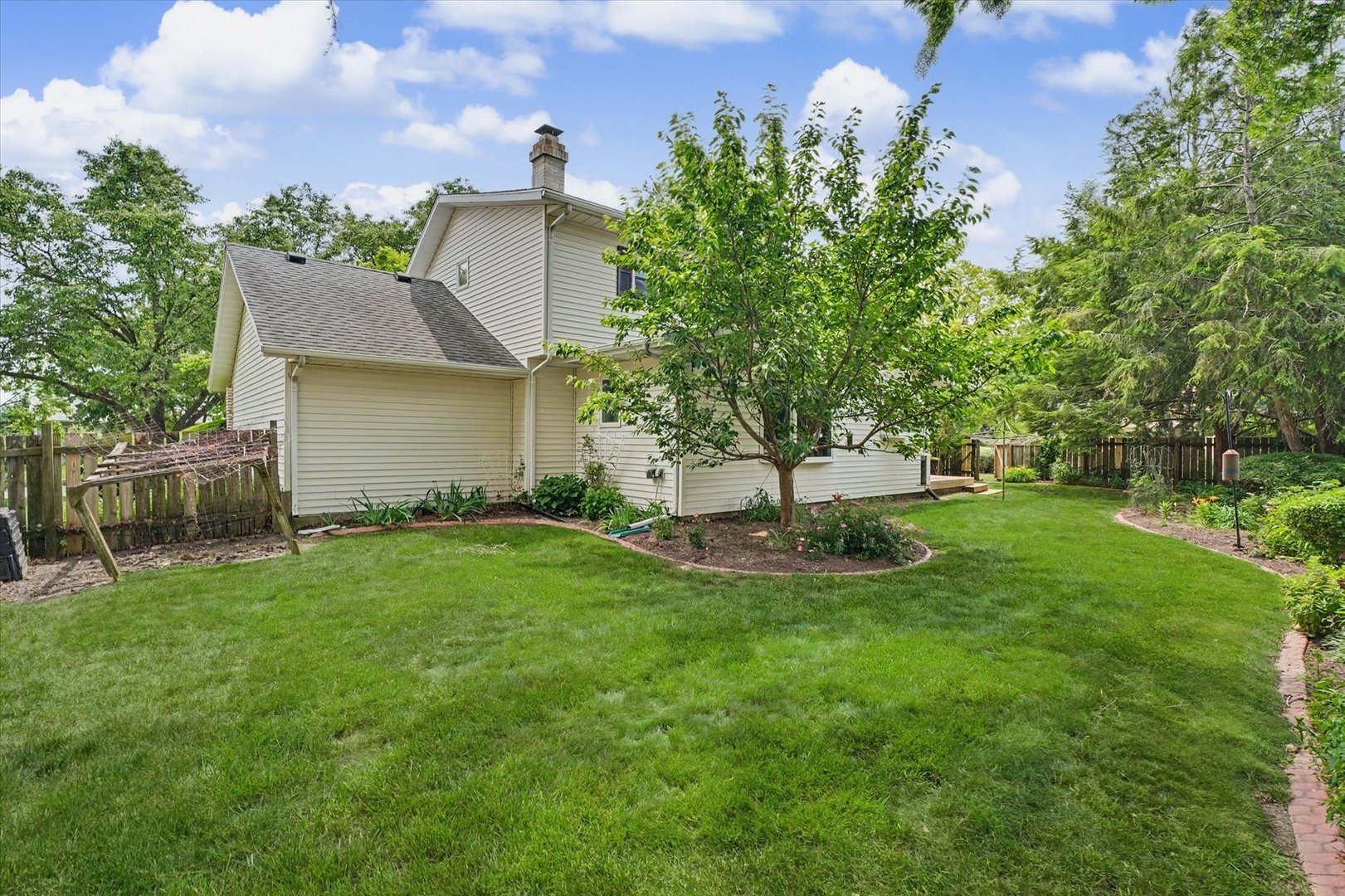 Property photo 38