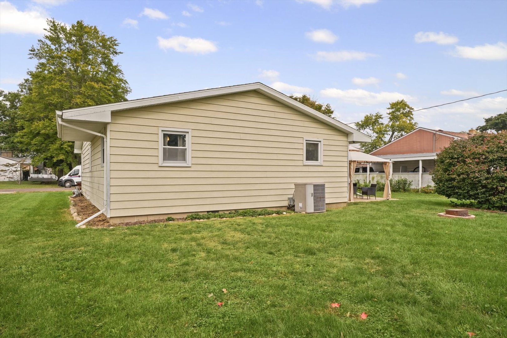 Property photo 33
