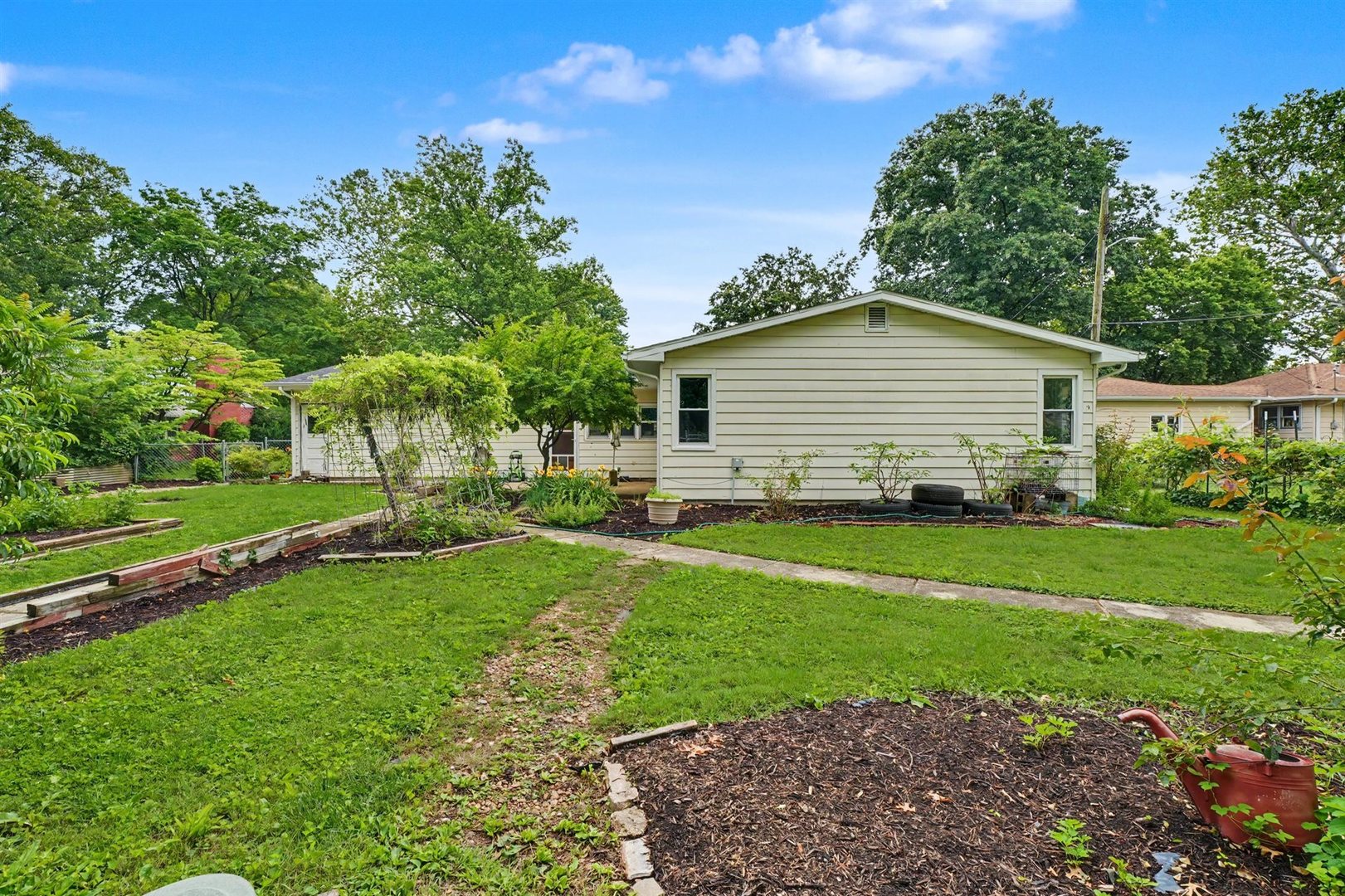 Property photo 24