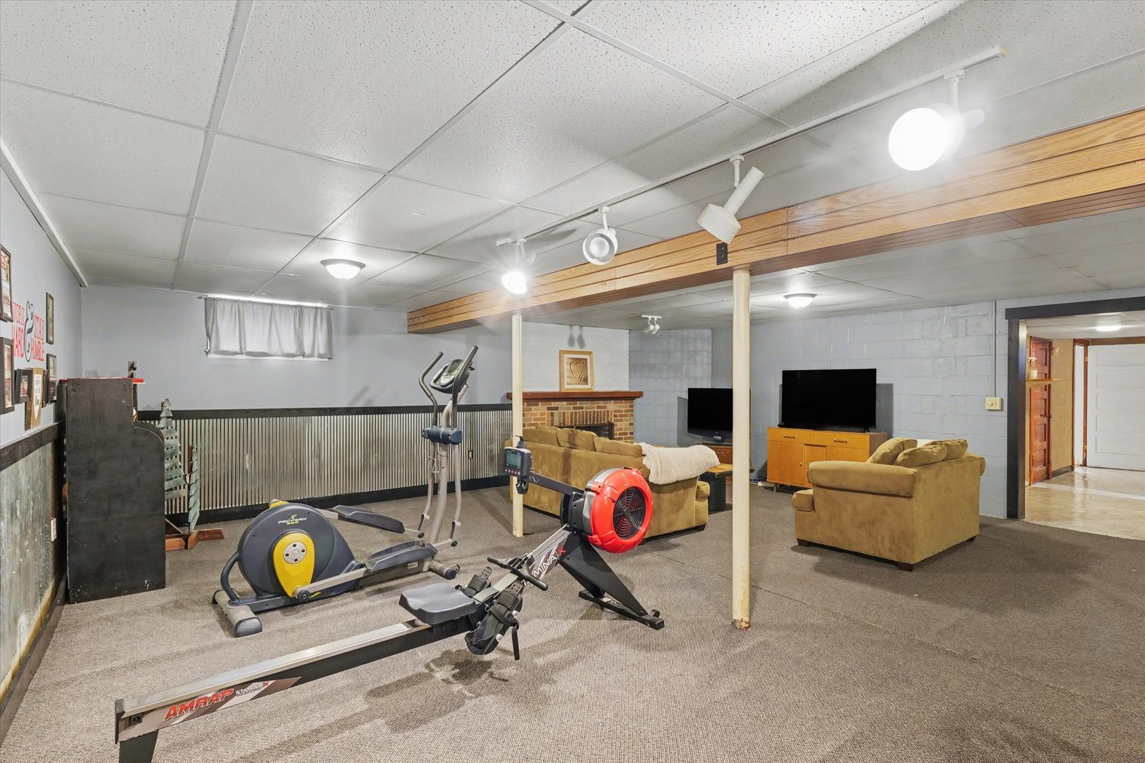Property photo 38