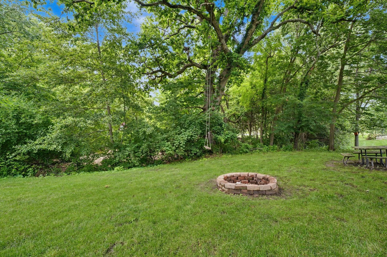 Property photo 102